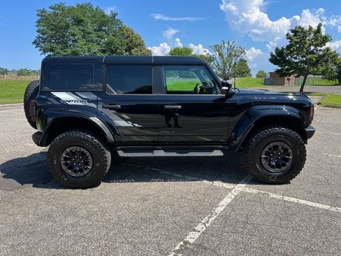 Used 2025 Ford Bronco Raptor AWD/4WD image 12