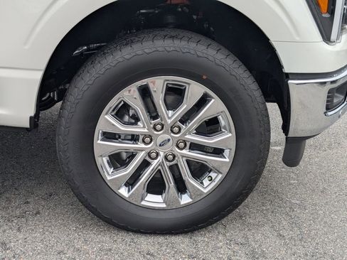 New 2025 Ford F150 Lariat w/ Equipment Group 502A High image 18