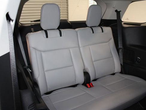New 2026 Ford Explorer Active w/ Active Comfort Package image 35