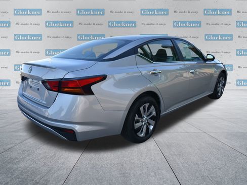 Used 2024 Nissan Altima 2.5 S image 6