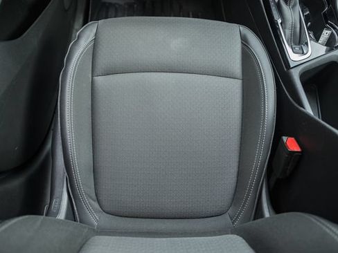 Used 2021 Buick Encore GX Preferred w/ Cold Weather Comfort Package FWD image 36