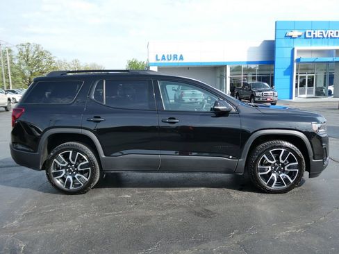 Used 2021 GMC Acadia SLE w/ Driver Convenience Package image 4