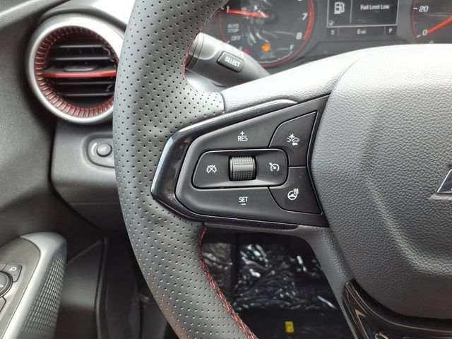 New 2026 Chevrolet Trax RS w/ Sunroof Package FWD image 13