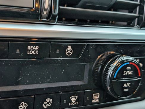 New 2025 Nissan Pathfinder SL image 14