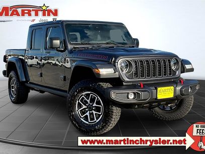 New 2025 Jeep Gladiator Rubicon w/ Convenience Group