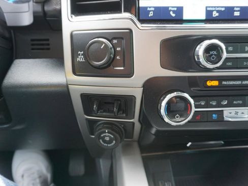 Used 2022 Ford F350 Lariat AWD/4WD image 21