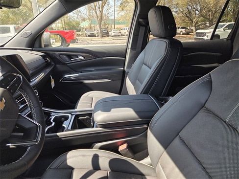 Used 2026 Chevrolet Traverse High Country w/ LPO, Floor Liner Package image 6