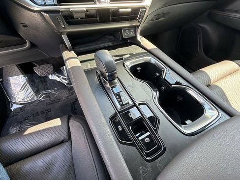 Certified 2024 Lexus RX 350 FWD w/ Convenience Package image 21