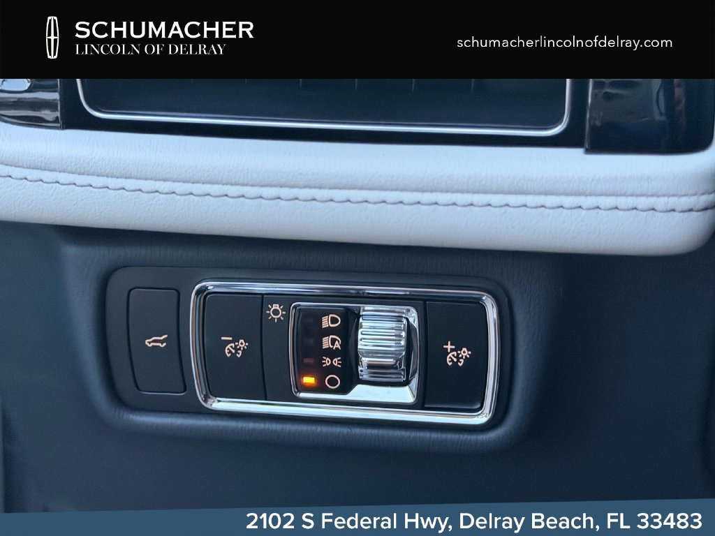 New 2027 Lincoln Aviator 2WD image 24