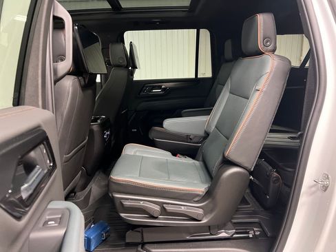 New 2026 GMC Yukon XL AT4 w/ AT4 Premium Plus Package image 13