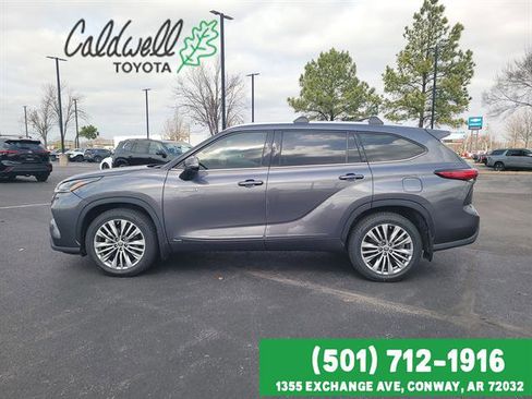 Certified 2021 Toyota Highlander Platinum image 8