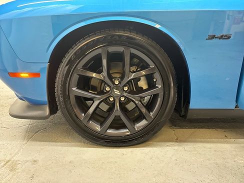 Used 2023 Dodge Challenger R/T w/ Blacktop Package image 27