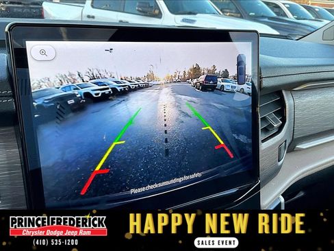 Used 2024 Ford Expedition Max Limited image 18