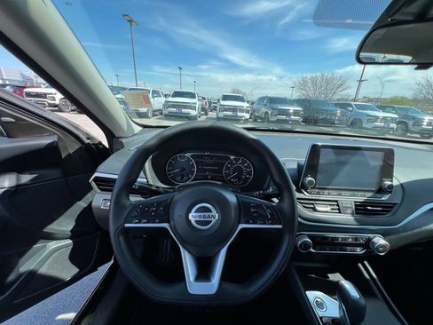 Used 2022 Nissan Altima 2.5 image 37