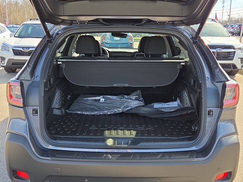 Certified 2025 Subaru Outback Onyx Edition image 13