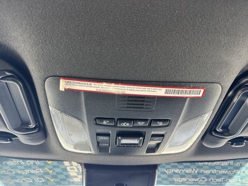 Used 2020 Toyota Corolla SE image 25