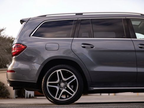 Used 2017 Mercedes-Benz GLS 450 4MATIC image 19