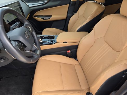 Used 2025 Lexus NX 350 AWD w/ Accessory Package (2T) image 21