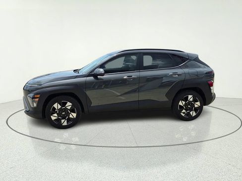 Used 2025 Hyundai Kona SEL FWD image 3