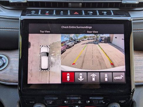 Used 2023 Jeep Grand Cherokee Summit w/ Adv Protech Group IV AWD/4WD image 13