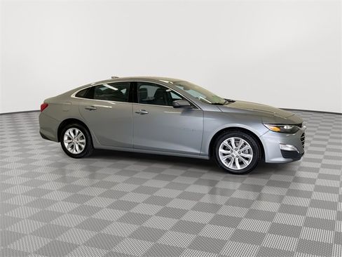 Used 2024 Chevrolet Malibu LT image 12