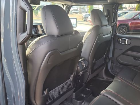 New 2026 Jeep Wrangler Unlimited Rubicon 392 w/ Quick Order Package 27X Moab AWD/4WD image 13