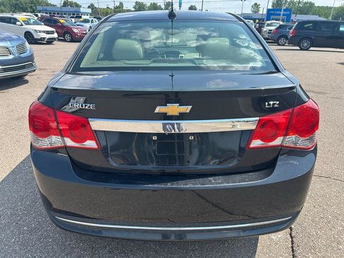 Used 2015 Chevrolet Cruze LTZ w/ Sun, Sound and Sport Package FWD image 6