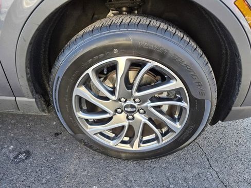 Used 2022 Lincoln Corsair AWD w/ Equipment Group 101A image 45