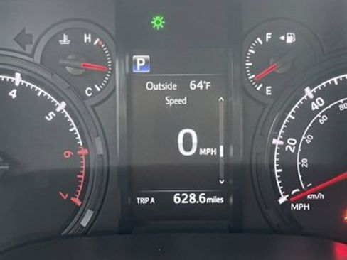 Used 2020 Toyota 4Runner SR5 image 14