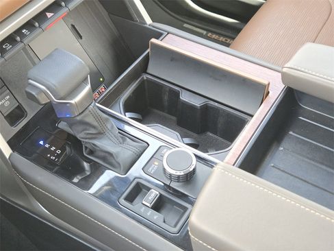 Used 2025 Toyota Tundra 1794 Edition image 20