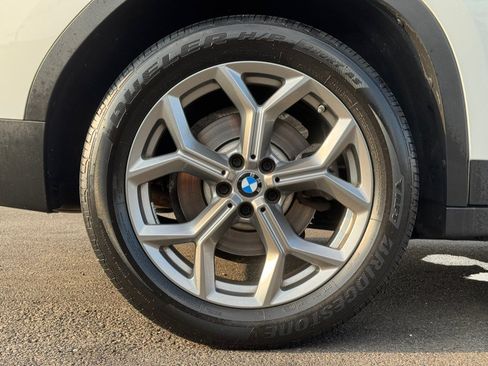 Used 2021 BMW X4 xDrive30i w/ EXECUTIVE PACKAGE w/ Premium Package AWD/4WD image 17