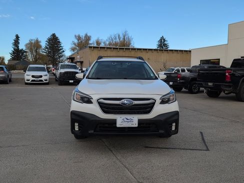 Used 2020 Subaru Outback Premium w/ Popular Package #1 image 3