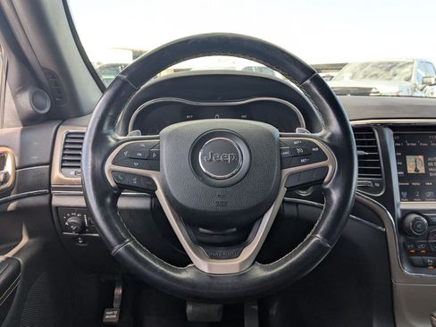 Used 2016 Jeep Grand Cherokee Limited AWD/4WD image 18