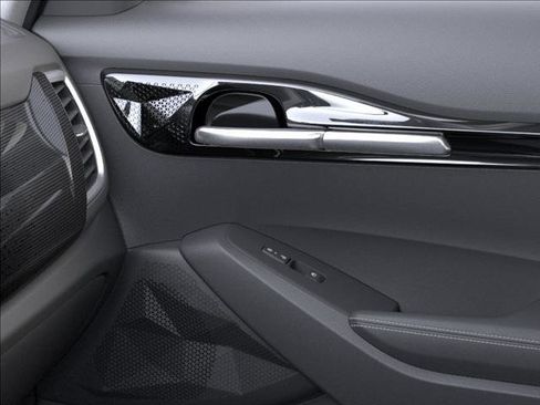 New 2026 Kia Seltos S FWD image 25