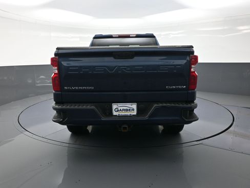 Used 2023 Chevrolet Silverado 1500 Custom image 4