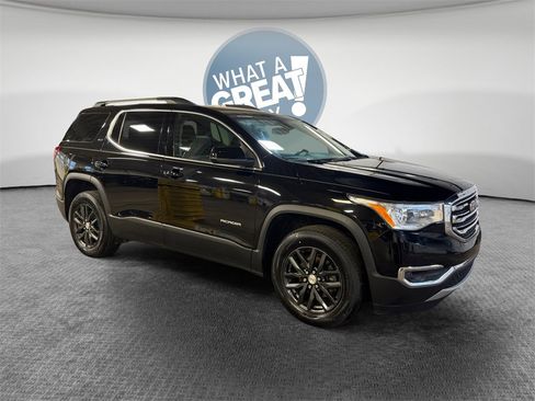 Used 2019 GMC Acadia SLT w/ LPO, Floor Liner Package image 1