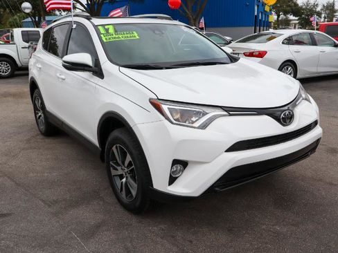 Used 2017 Toyota RAV4 XLE image 8