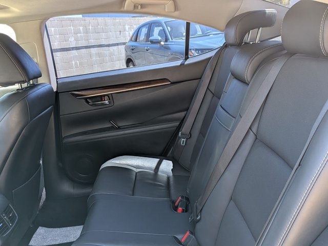 Used 2014 Lexus ES 350 w/ Premium Package FWD image 19