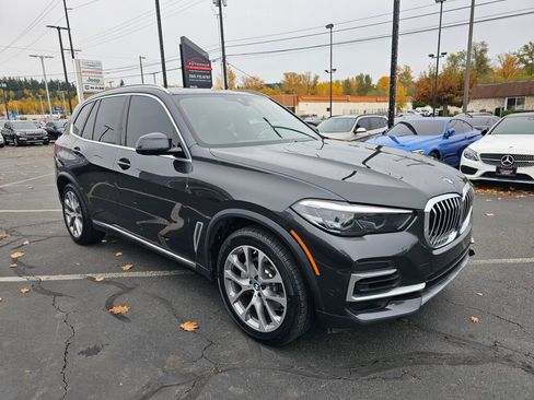 Used 2022 BMW X5 xDrive40i image 3