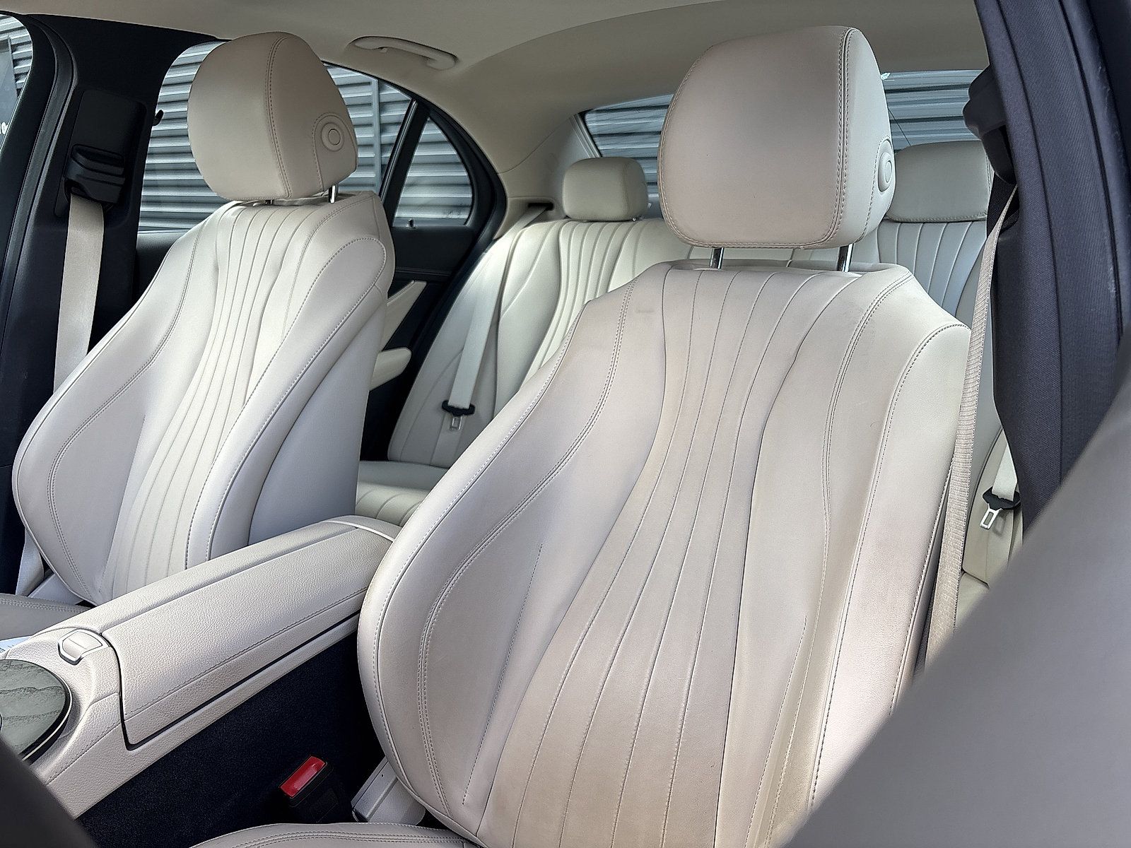 Used 2023 Mercedes-Benz E 350 4MATIC Sedan image 12