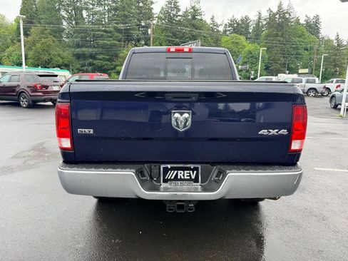 Used 2017 RAM 1500 Classic SLT AWD/4WD image 4