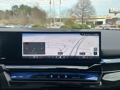 Certified 2025 BMW i5 M60 w/ Premium Package image 26