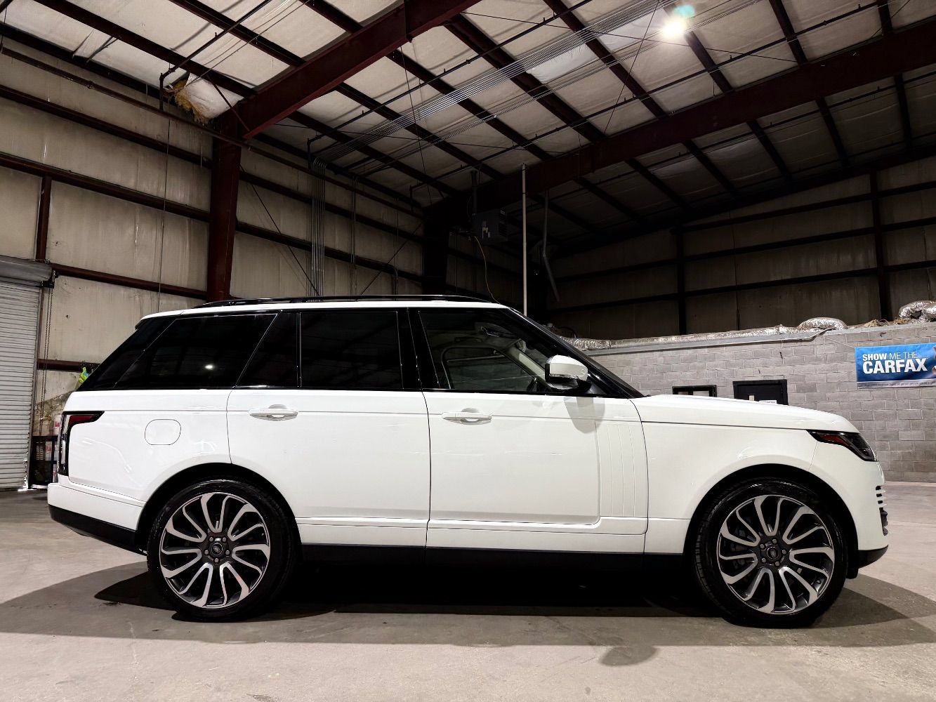 Used 2020 Land Rover Range Rover AWD/4WD image 4