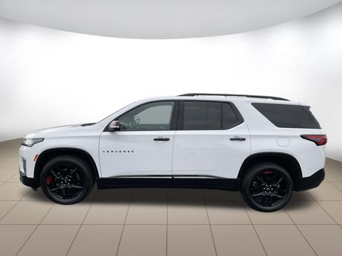 Used 2023 Chevrolet Traverse Premier w/ Redline Edition AWD/4WD image 8