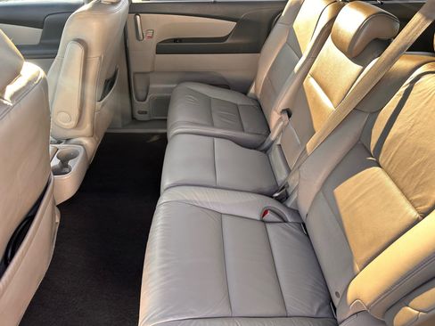 Used 2012 Honda Odyssey Touring image 6