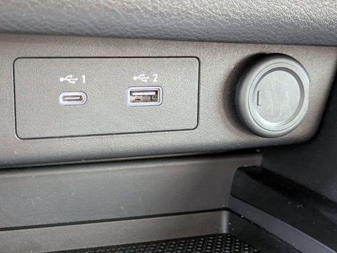 Used 2023 Nissan Rogue SV image 24