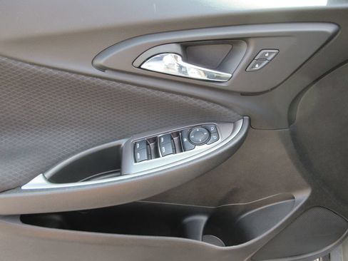 Used 2023 Chevrolet Malibu LT w/ Redline Edition FWD image 20