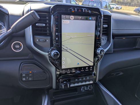 Used 2024 RAM 2500 Laramie w/ Sport Appearance Package image 15