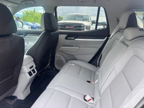 Used 2026 GMC Terrain Denali AWD/4WD image 9