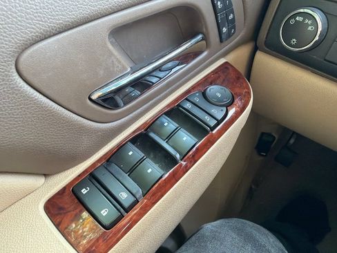 Used 2012 GMC Yukon SLT w/ Texas Edition RWD image 18
